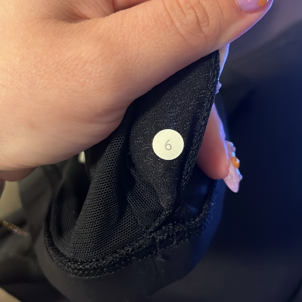 lululemon bandeaux sports bra - Picture 5 of 5